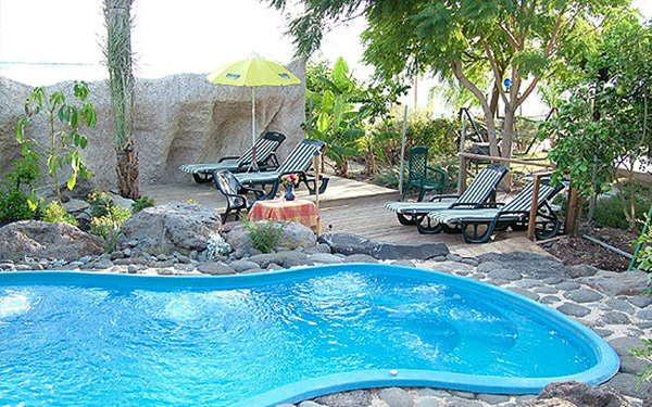 Relaxing private pool